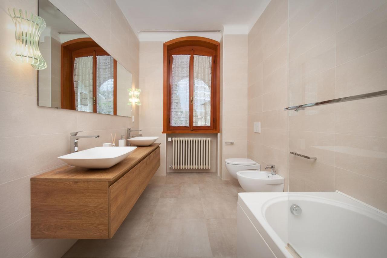 Villa Francesca-Grande Appartamento In Riva Al Lago Бренцоне сул Гарда Екстериор снимка