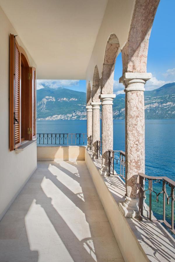 Villa Francesca-Grande Appartamento In Riva Al Lago Бренцоне сул Гарда Екстериор снимка